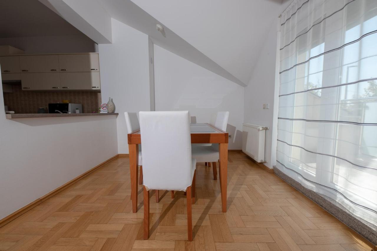 Apartmani Spoljar Zupanja Ngoại thất bức ảnh