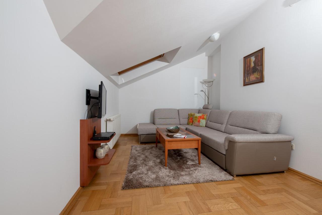 Apartmani Spoljar Zupanja Ngoại thất bức ảnh