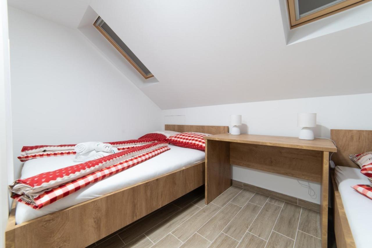 Apartmani Spoljar Zupanja Ngoại thất bức ảnh