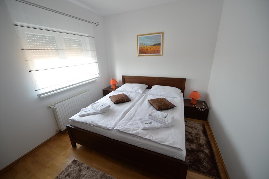 Apartmani Spoljar Zupanja Ngoại thất bức ảnh