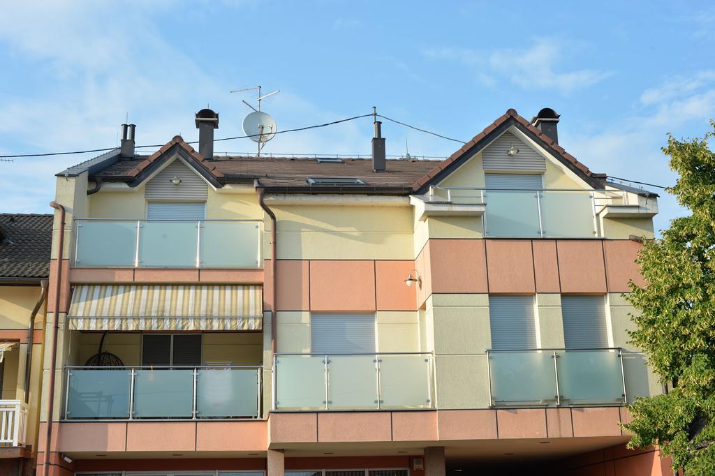 Apartmani Spoljar Zupanja Ngoại thất bức ảnh